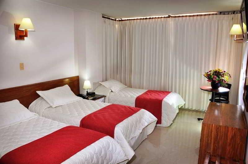 Hotel La Riviera Санта-Марта Екстер'єр фото