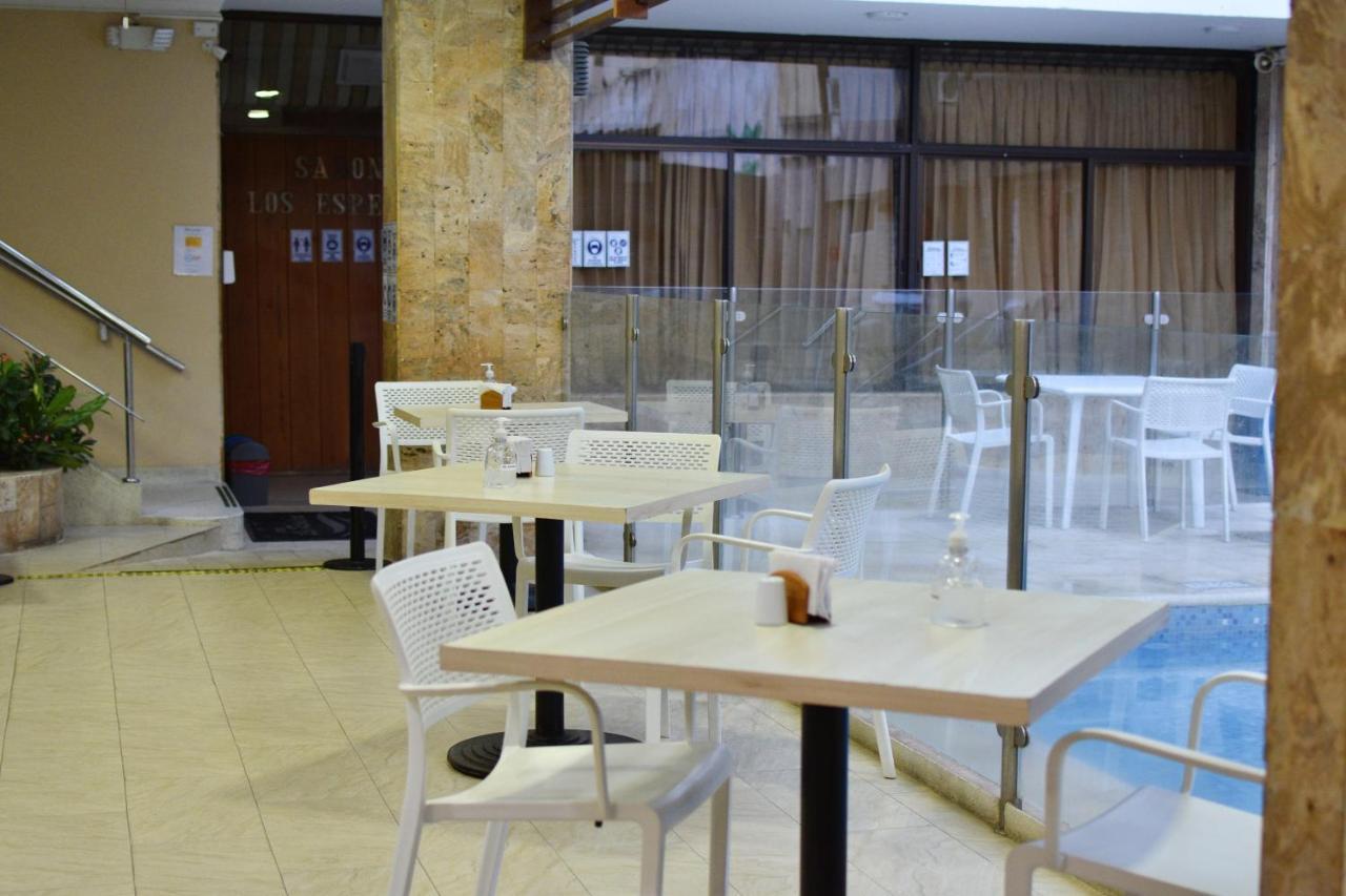 Hotel La Riviera Санта-Марта Екстер'єр фото