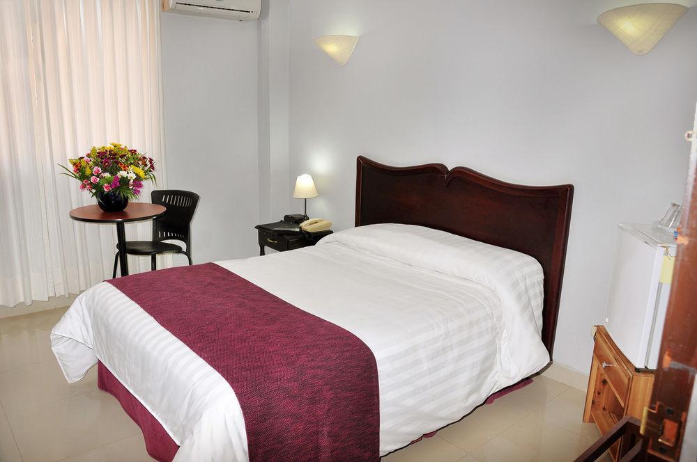 Hotel La Riviera Санта-Марта Екстер'єр фото