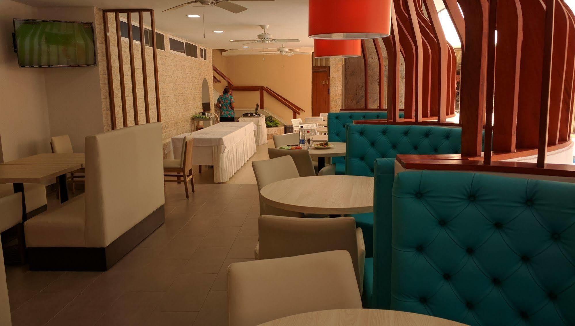 Hotel La Riviera Санта-Марта Екстер'єр фото